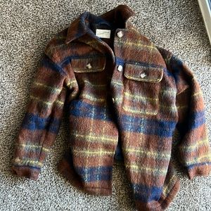 Universal threads shaket